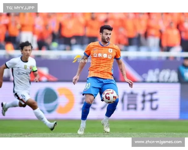 法比奥与卡扎伊什维利金靴对决，末轮交替领先